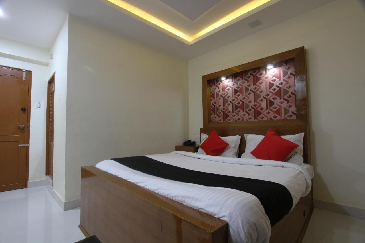 Divines Business Hotel Kuzhittura Luaran gambar